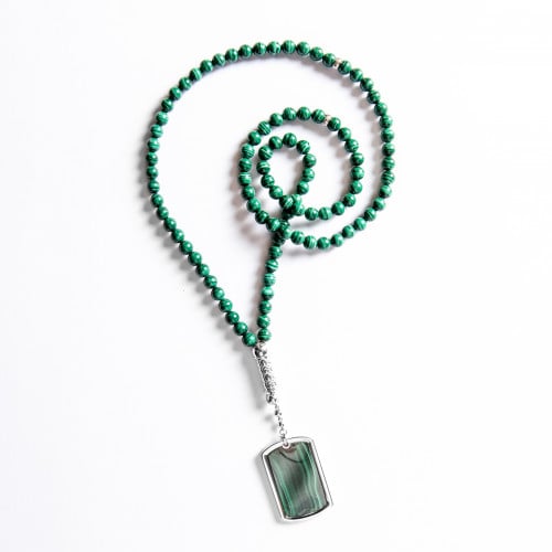 قلادة / سبحة من حجر الملكايت 99 حبة مع فضة