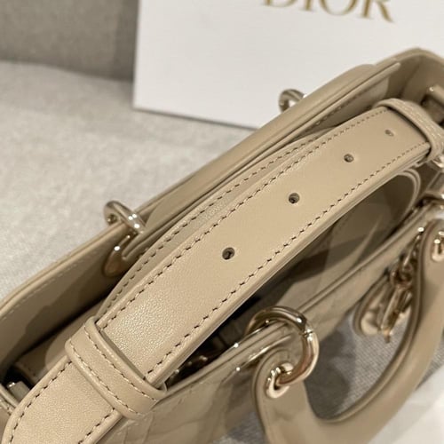 ديور دي جوي مقاس 26cm