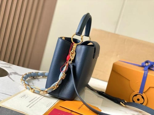 لوي فيتون كابسين ميني 21cm