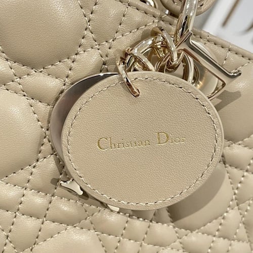 ديور دي جوي مقاس 26cm