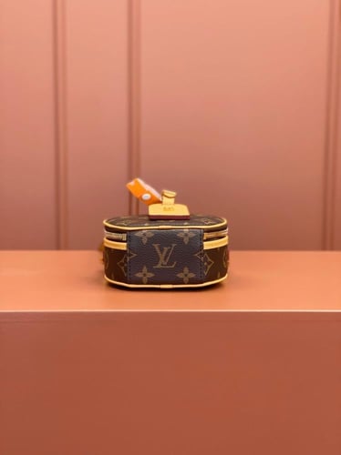 لوي فيتون Mini Boite Chapeau مقاس13cm