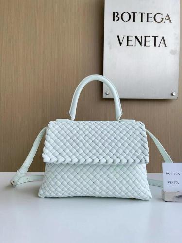 بوتيقا PATTI TOP HANDLE BAG مقاس 26cm