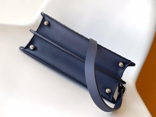 فندي Peekaboo مقاس 27cm