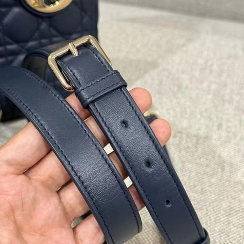 ديور ليدي ميديم مقاس 24cm