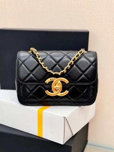 شانيل 24Bمقاس 19cm