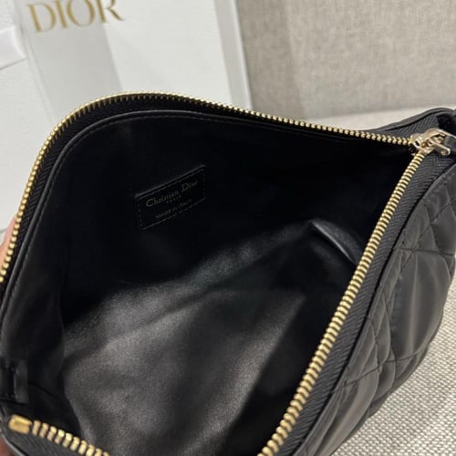ديور DiorTravel Nomad مقاس22cm