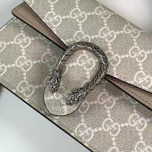 قوتشي ديونيسوس هاندل مقاس 18cm.