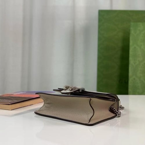 قوتشي ديونيسوس هاندل مقاس 18cm.