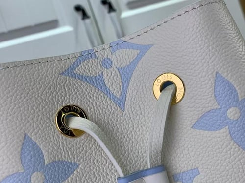 لوي فيتون Néonoé BB مقاس 20cm