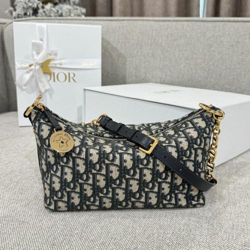 ديور STAR HOBO مقاس 28.5cm