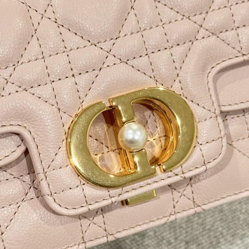 ديور Jolie مقاس 19cm