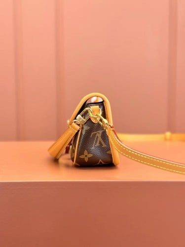 لوي فيتون Nano Diane مقاس 19cm