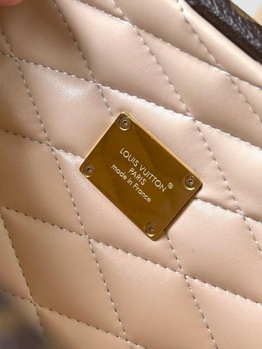 لوي فيتون lconic مقاس 21cm