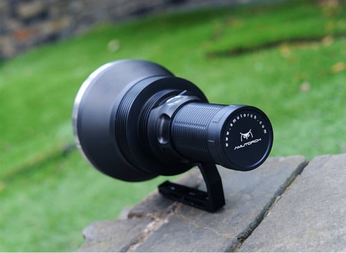 كشاف Amutorch dm90