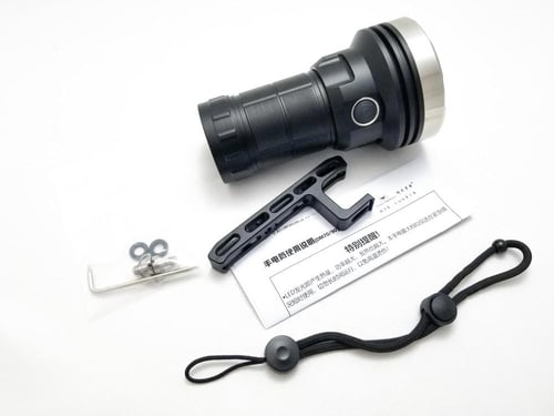 كشاف AMUTORCH DM80