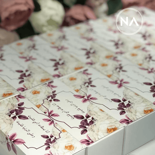 بوكس عطر ميني بثيم ورد ابيض وبنفسجي