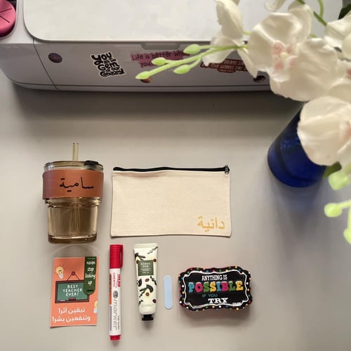 بوكس المعلم مع تعبئة وكتابة الاسم للمشروبات البارد...