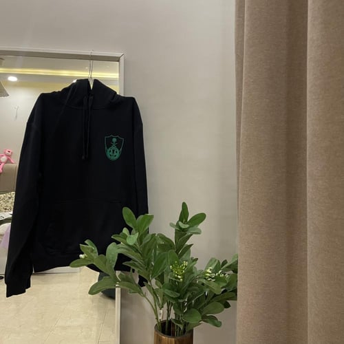 بلوفر أسود- التصميم من الجهتين حسب الطلب