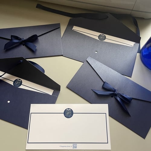 كرت ( كتابتها في الملاحظات )