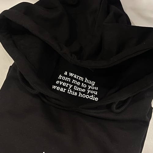 بلوفر بهودي مع عباره مخفيه