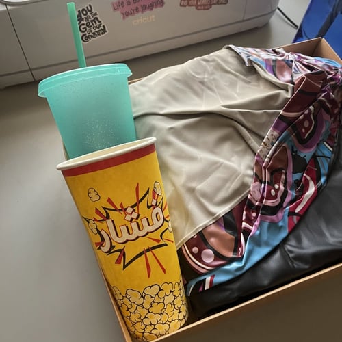 بوكس السينما(قطعه وحده)+ مق وكوب فشار مجاناً