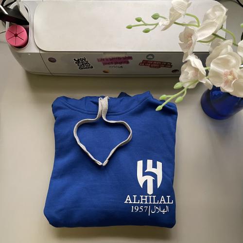 بلوفر بلون أزرق - التصميم حسب الطلب