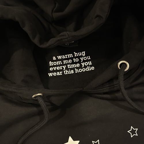 بلوفر بهودي مع عباره مخفيه