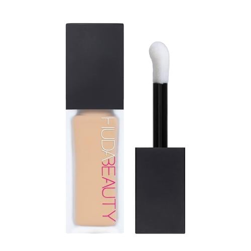 كونسيلر هدى بيوتي سائل مطفي ومشرق كوتون كاندي B2.3