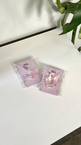 ميداليه احرف