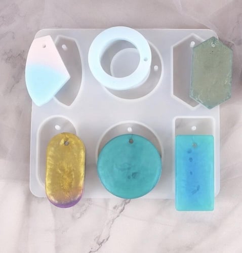 تعليقة سياره بعباره من اختيارك