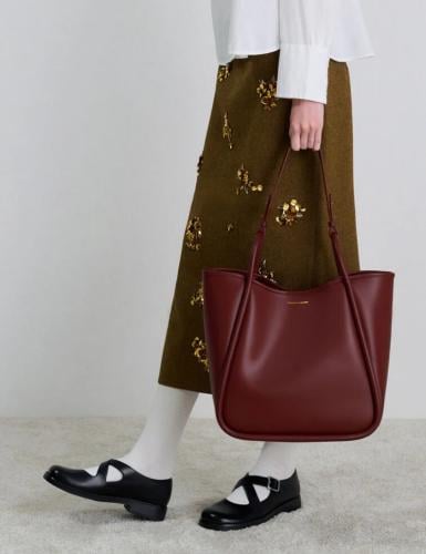 شنطة ليلى من تشارلز اند كيث XL