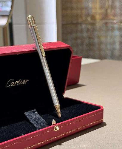 قلم كارتييه "فضي ذهبي"
