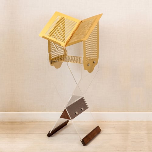 استاند الترتيل