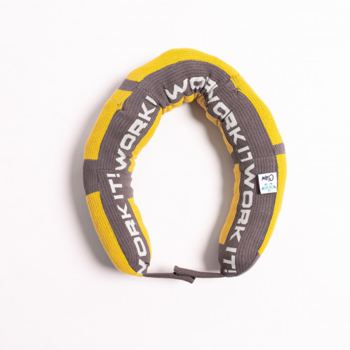 مخدة رقبة أصفر ورمادي