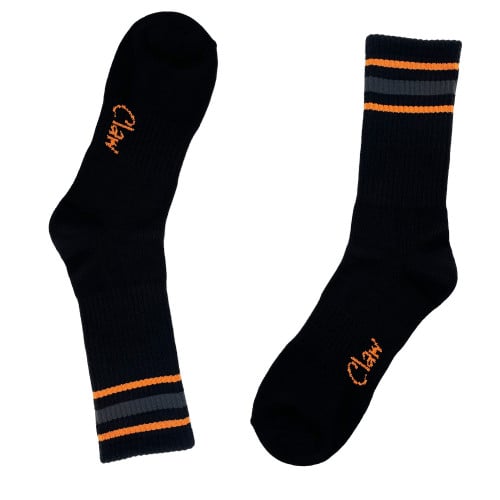 رياضي أسود وبرتقالي ورمادي