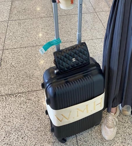 هولدر شنطة السفر