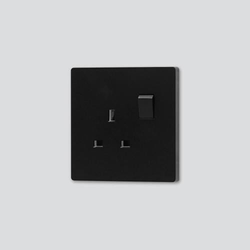 مقبس ( فيش ) ثلاثي 13 أمبير