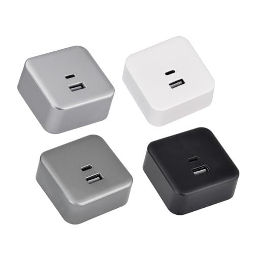 مقبس USB الاصدار الجديد