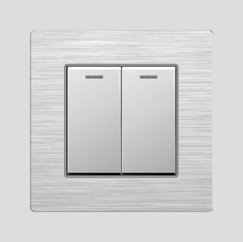 مفتاح ثنائي وسطي (متعدد الاتجاه ) 3 gang 2 way