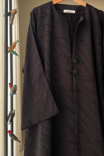 N13 Abaya available in two colors