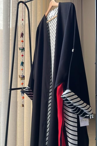 بشت من قماش الكريب والحرير الهندي/تفصيل يرجى كتابة...