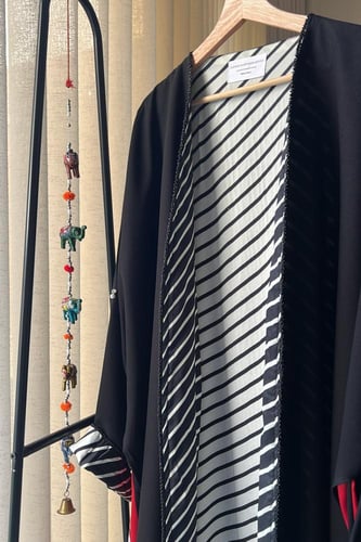 بشت من قماش الكريب والحرير الهندي/تفصيل يرجى كتابة...