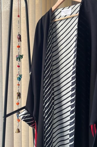 بشت من قماش الكريب والحرير الهندي/تفصيل يرجى كتابة...