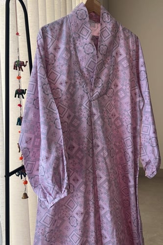 L1 وردي / قياس 56