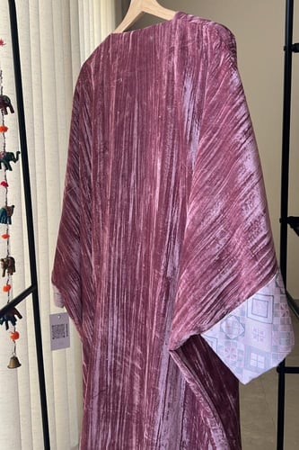 L1 وردي / قياس 56