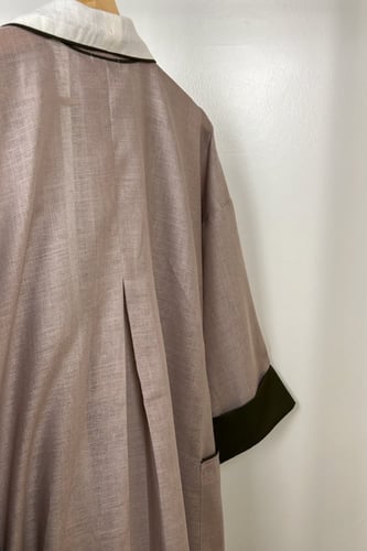 عباية لينن باللون الوردي