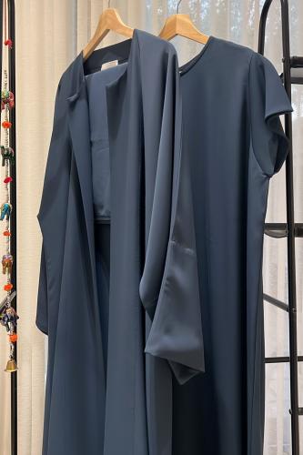 طقم من ثلاث قطع مقاس 56