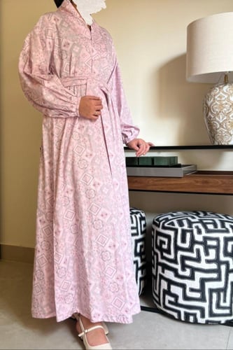 L1 وردي / قياس 56