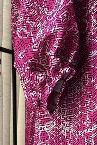 L4/ أسود قياس 58