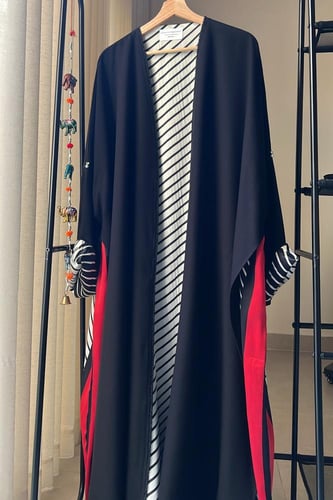 بشت من قماش الكريب والحرير الهندي/تفصيل يرجى كتابة...